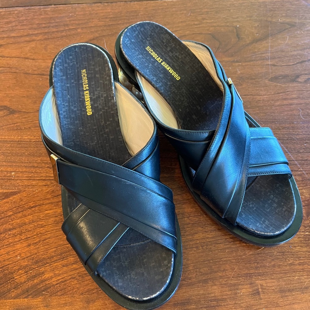 Nicholas Kirkwood Casati Black Leather Pearl Block Heel Slide Sandals Mules 40